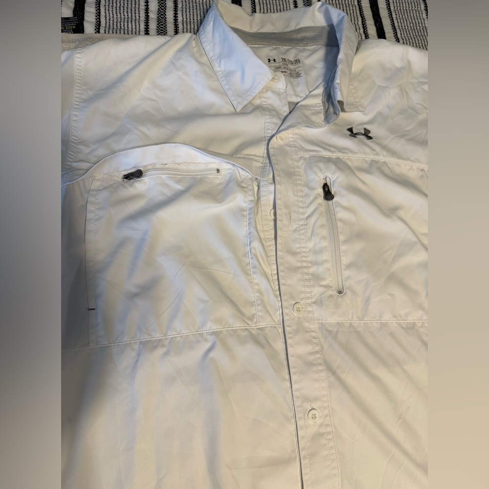 Under Armour men’s performance shirt
